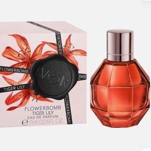 Travel Size Viktor & Rolf Flowerbomb Tiger Lily Parfum - 0.24 oz bottle